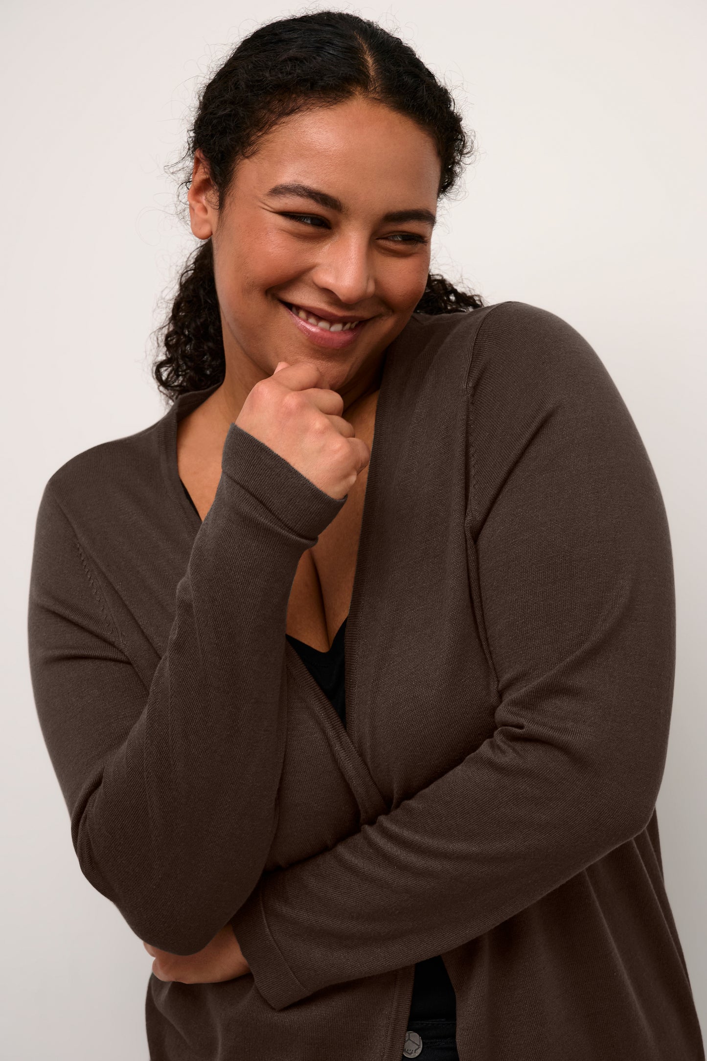 Farisa Cardigan