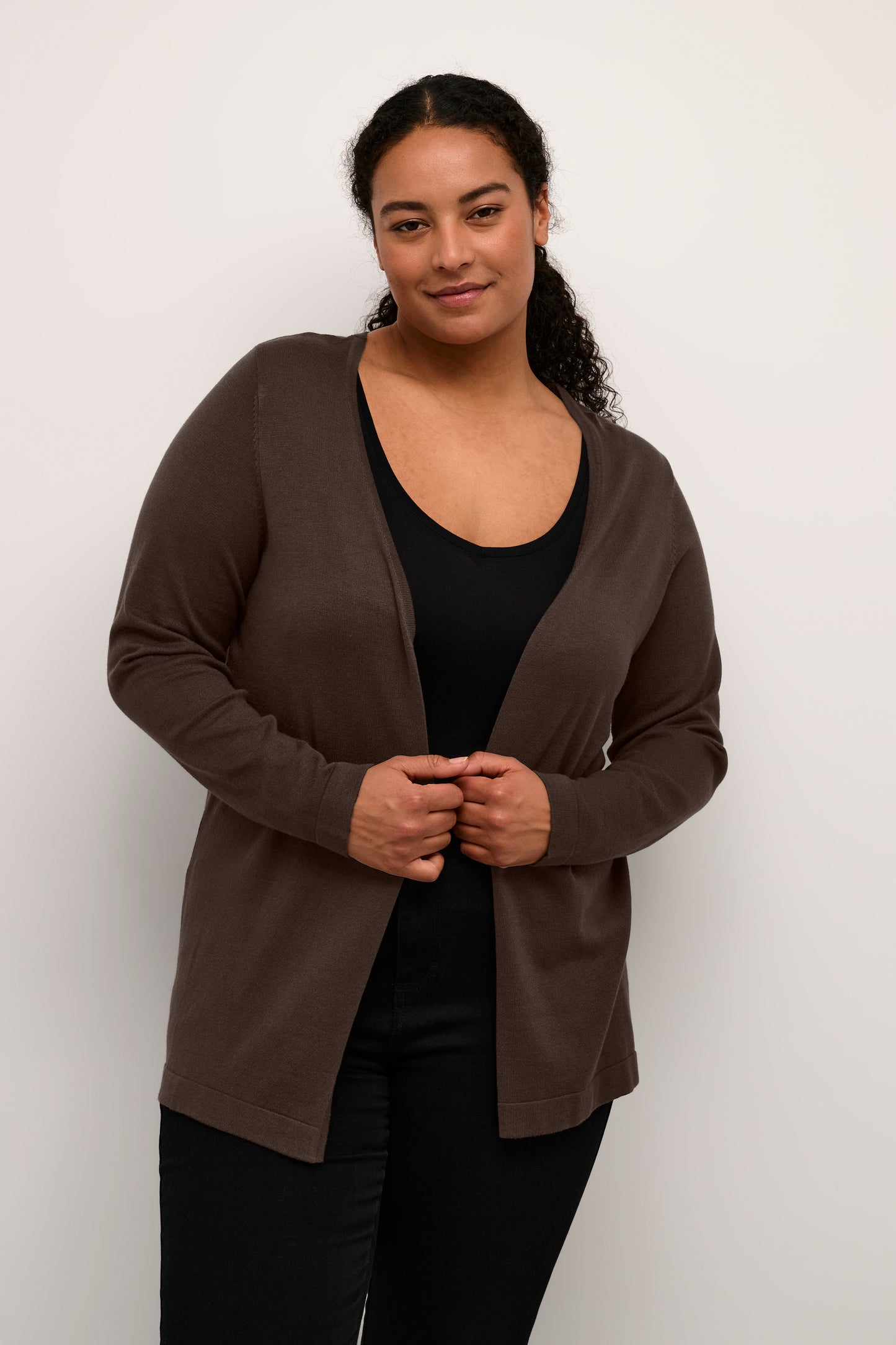 Farisa Cardigan