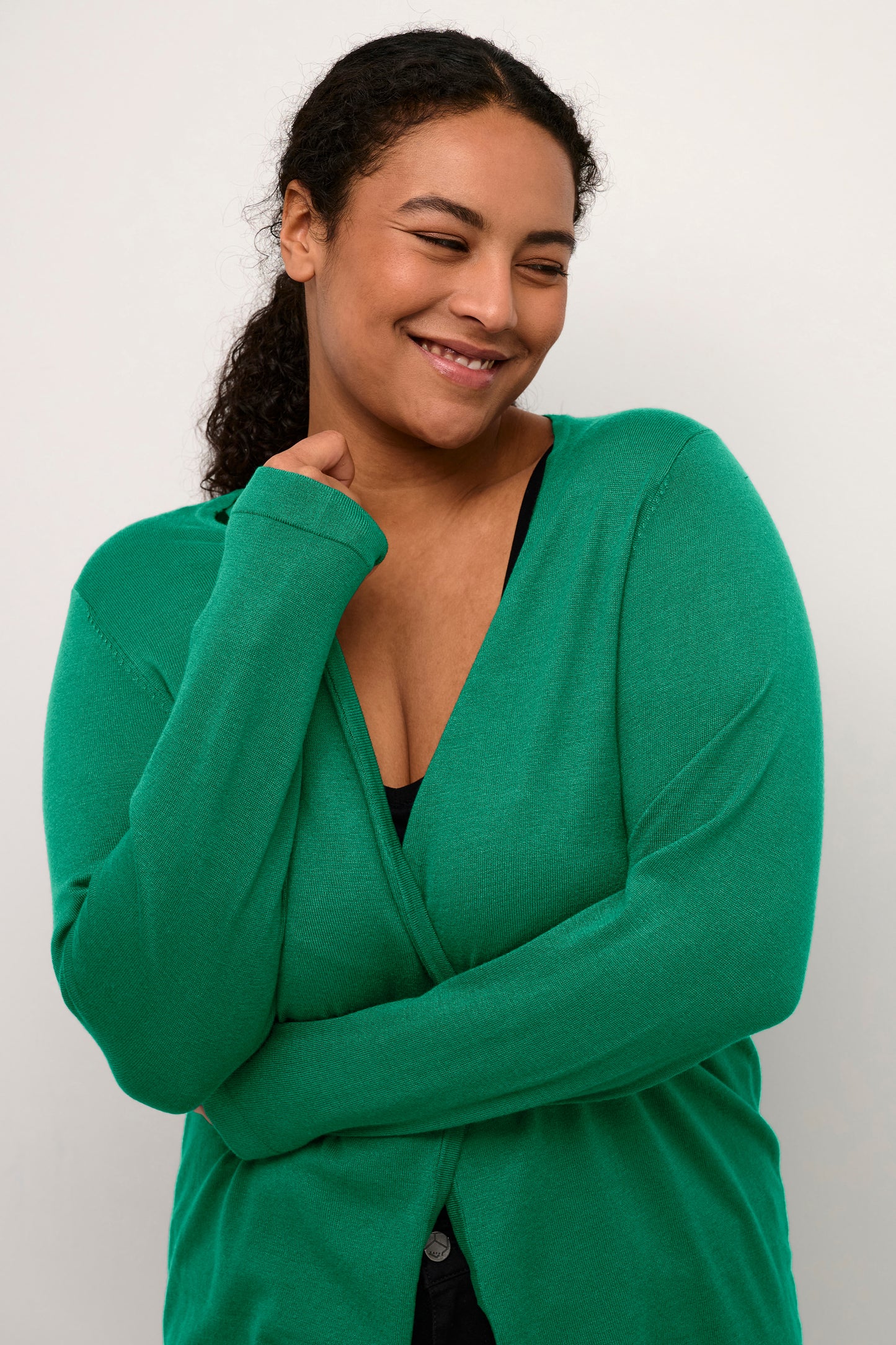Farisa Cardigan