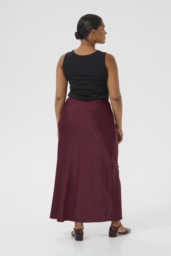 Hilla Satin Slip Skirt – Windsor Wine (Plus Size)