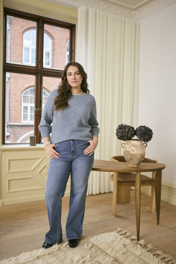 KCFlora Flared Long Jeans (Plus Size 12–22) – Medium Blue