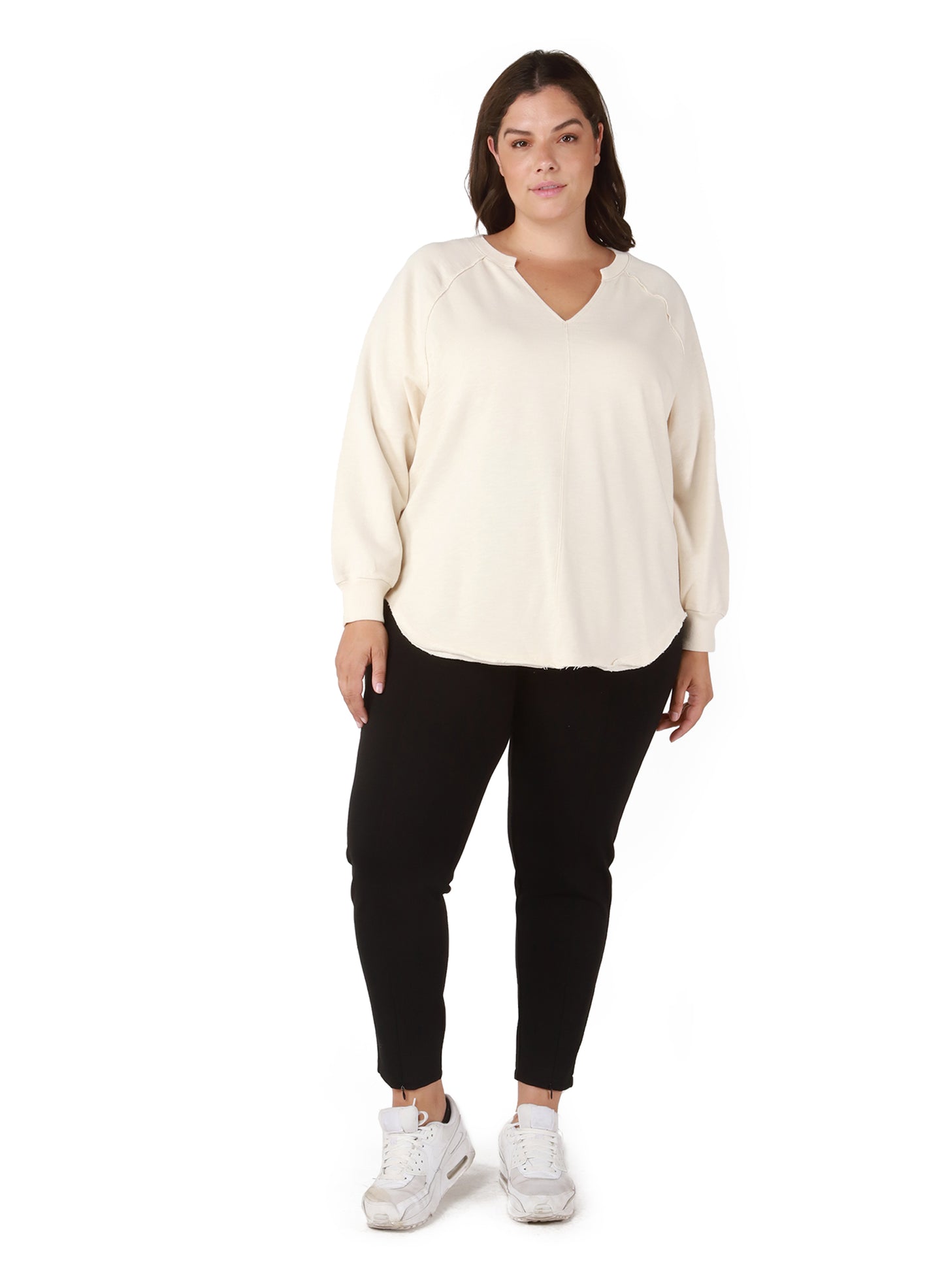 Raw Edge Rounded Hem Knit Top (Plus Size)
