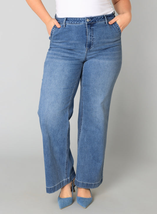 Wijntje Flare Fit Jeans – Denim Stone Wash Blue