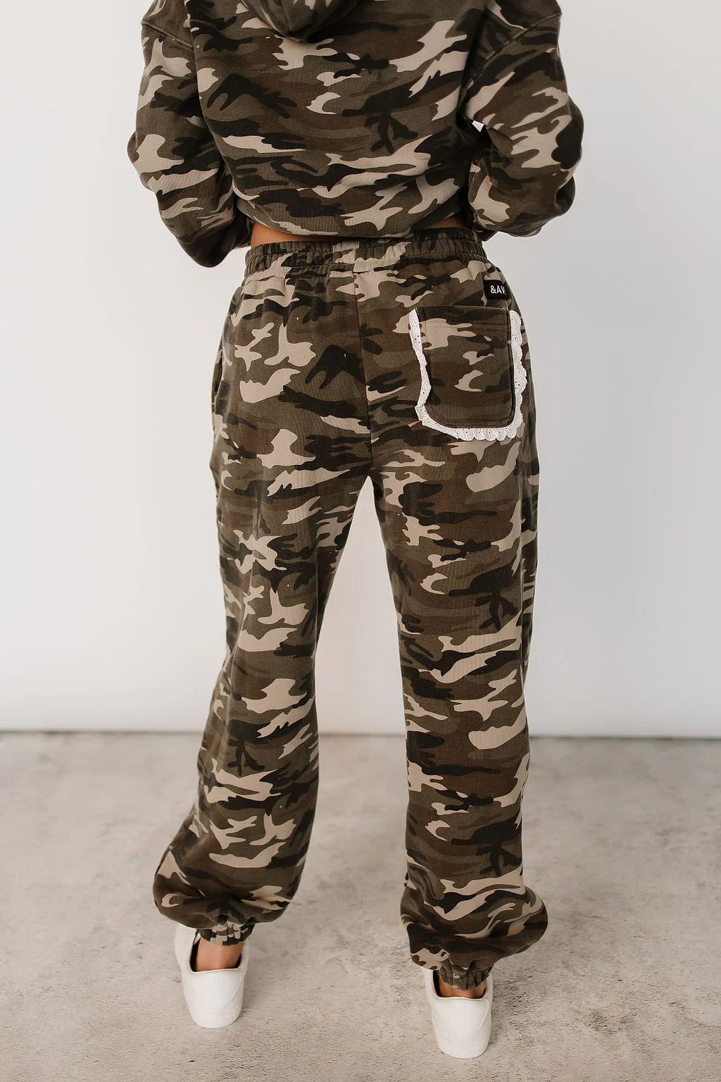 Comfort Zone Joggers – Camo Lace