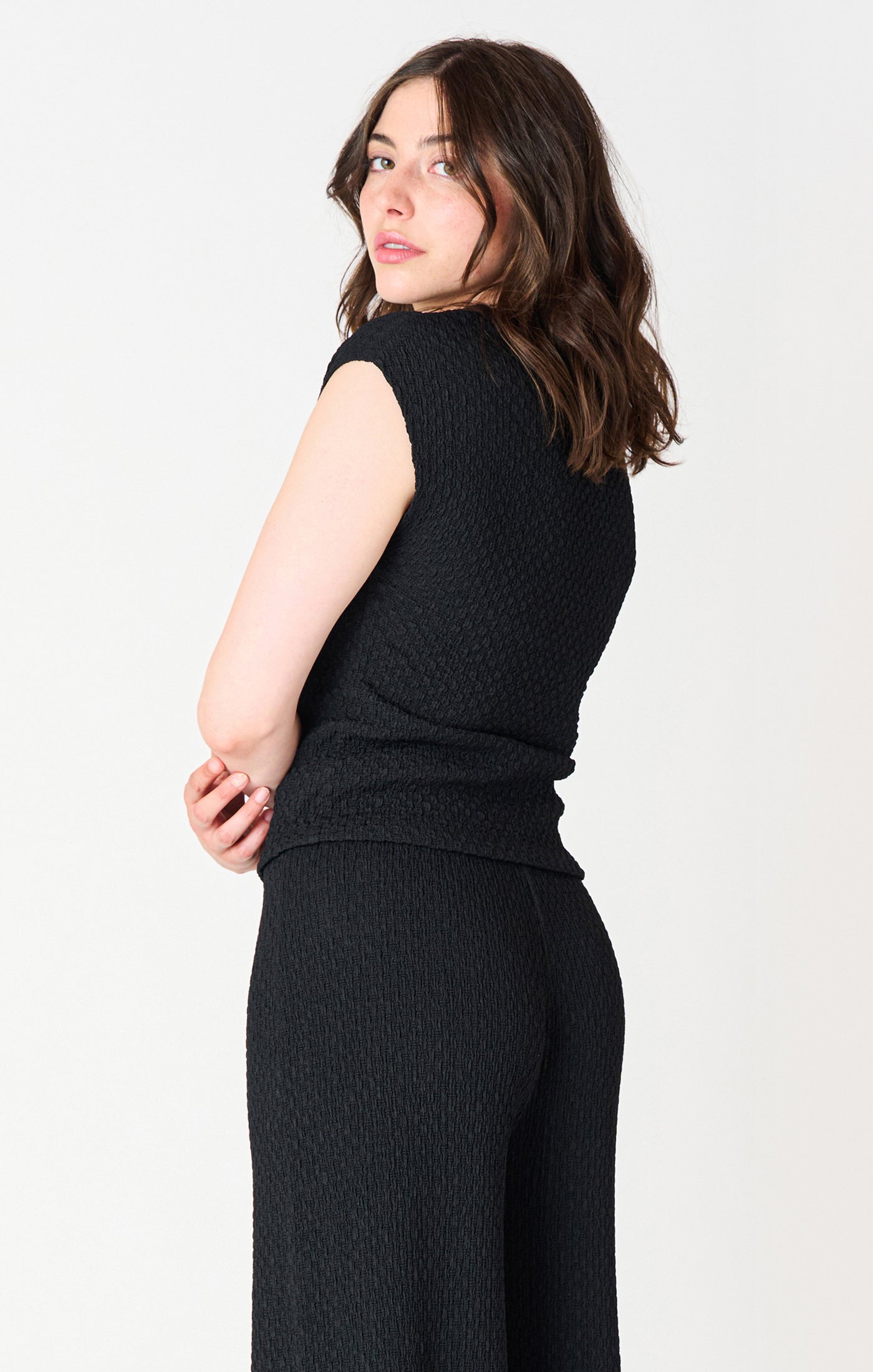 Rhea Textured Stretch Tee – Dex Plus