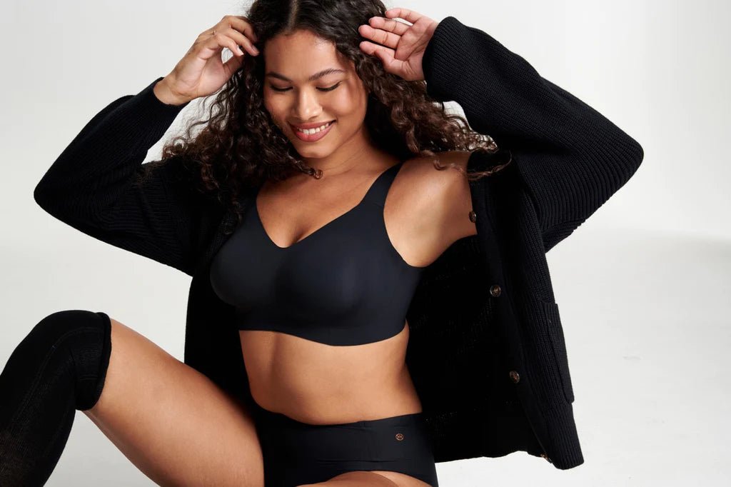 Beyond Bra- Wirefree - Pinned Up Bra Lounge