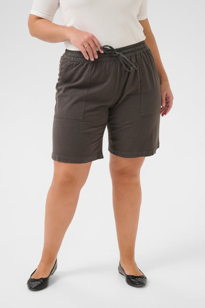 KCnana Liah Shorts (Sizes 12–20)