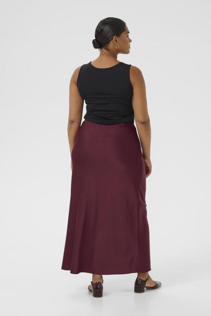 Hilla Satin Slip Skirt – Windsor Wine (Plus Size)