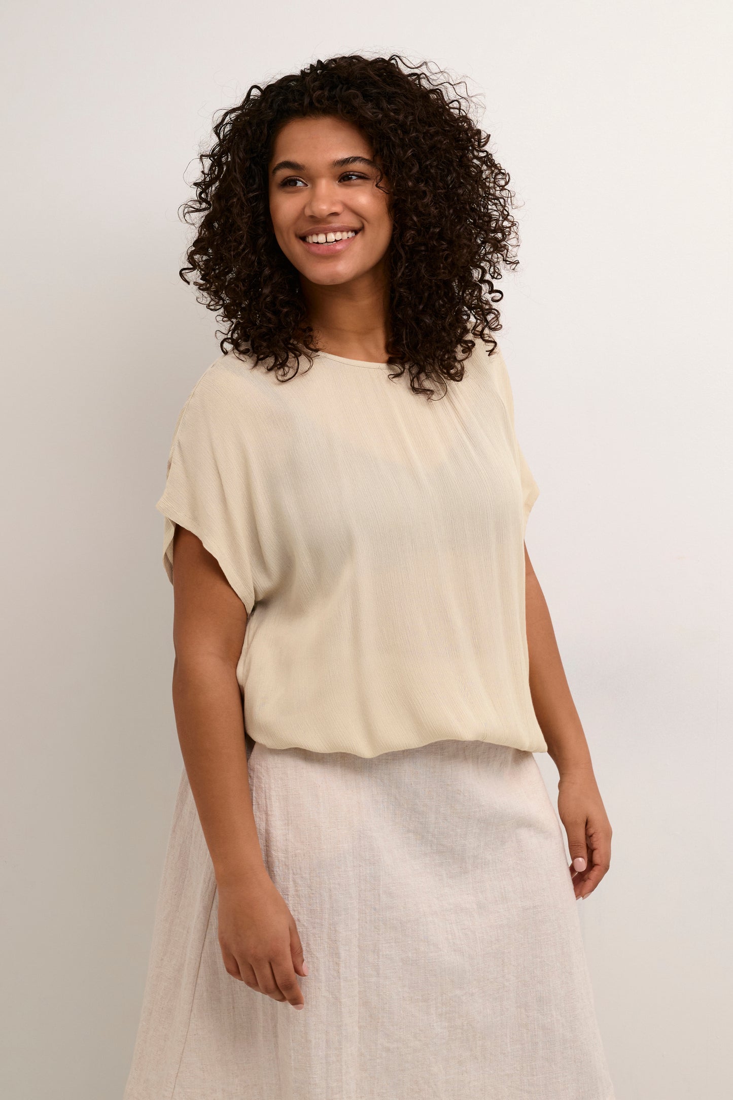 Ami Stanley Short Sleeve Top