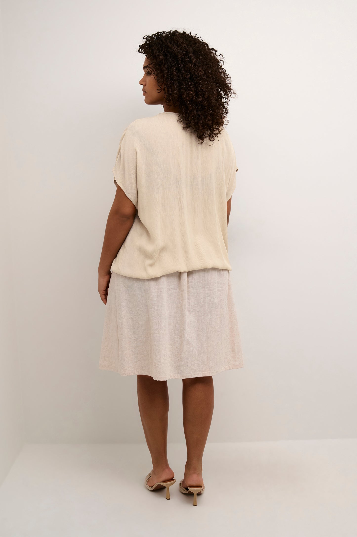 Ami Stanley Short Sleeve Top