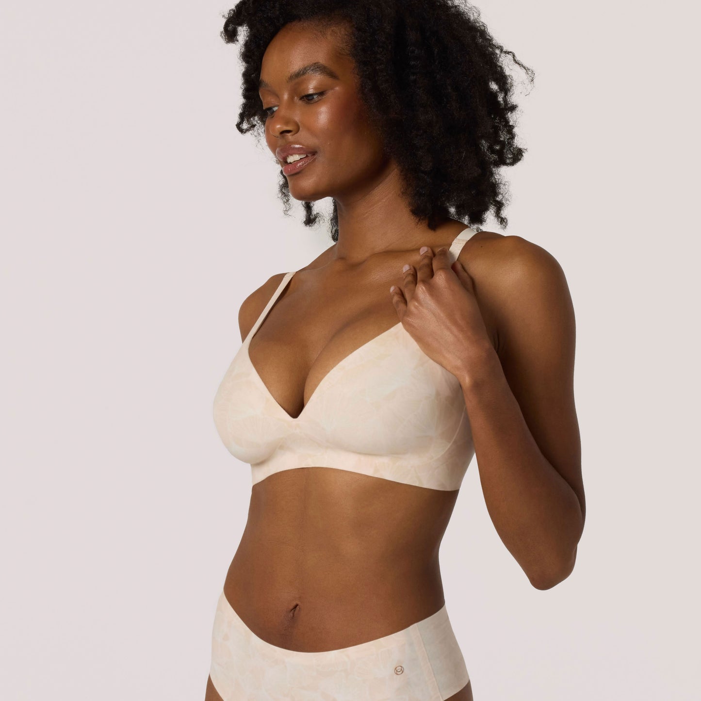 Starlette Soft Plunge Bra- Wirefree