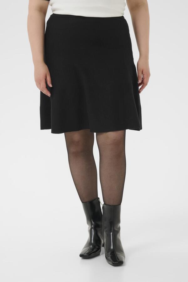 Kaffe Curve Melina skirt knee-length knit plus size close up styled with tights and boots