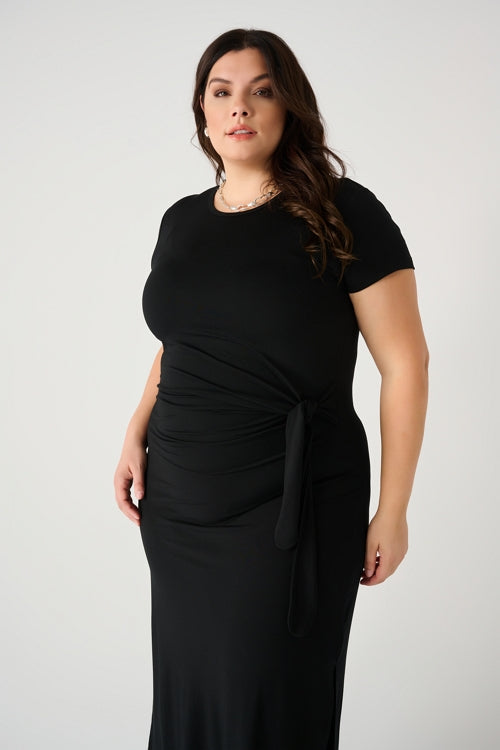 Short Sleeve Midi Dress with Knot Detail (Plus Size)