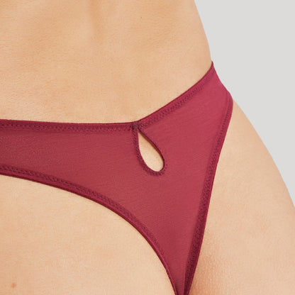 Alexis Thong - Pinned Up Bra Lounge