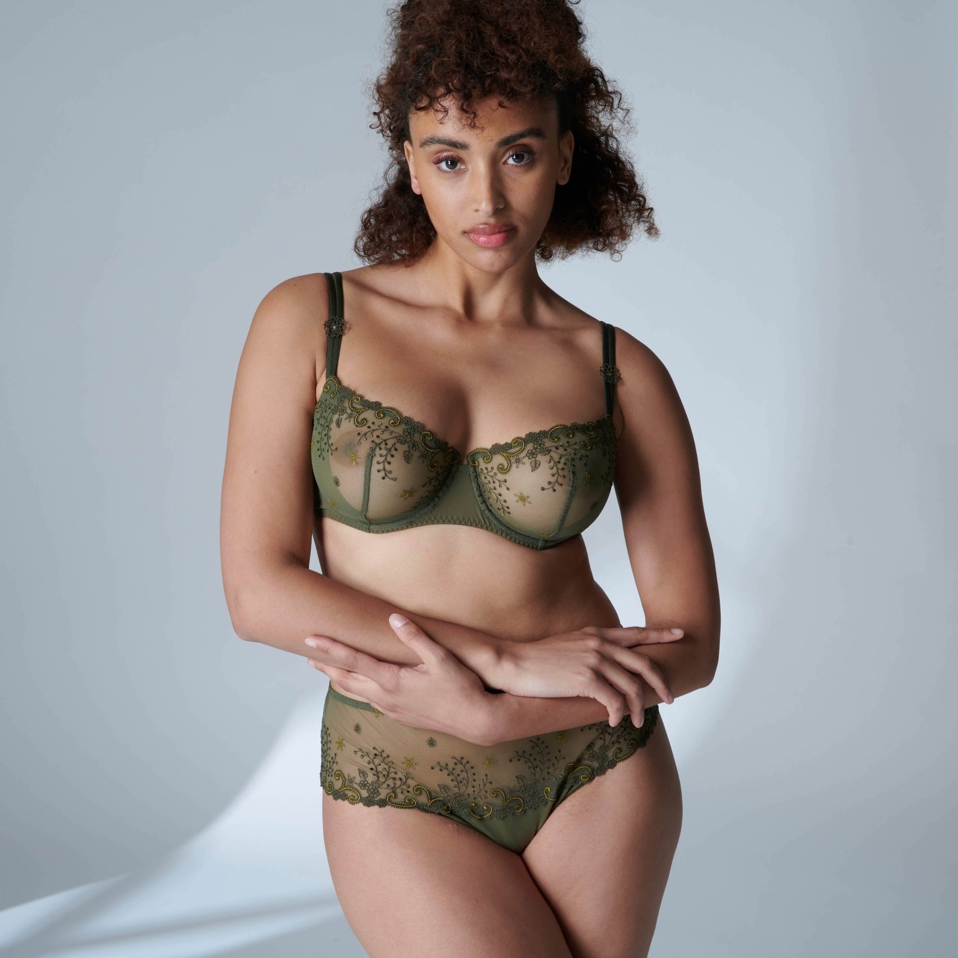 Half cup bra with cups Unseen Blush / Beige - Plus Size Lingerie
