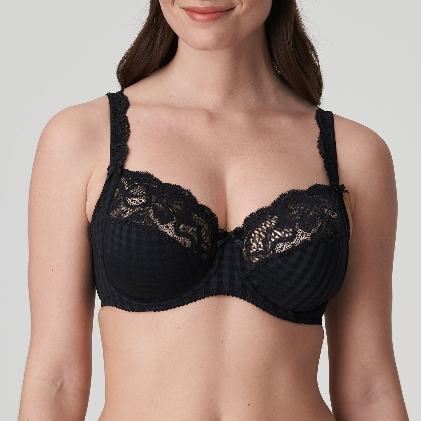 Madison Full Cup Wire Bra in Black - Pinned Up Bra Lounge